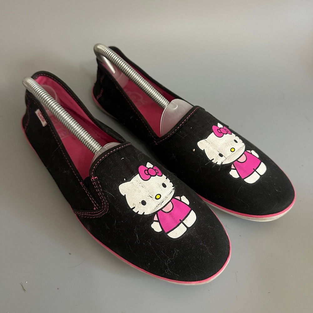 Vans Hello Kitty Slip On Flats Black Pink Sanrio Womens 10.5 VN-0QFW72G